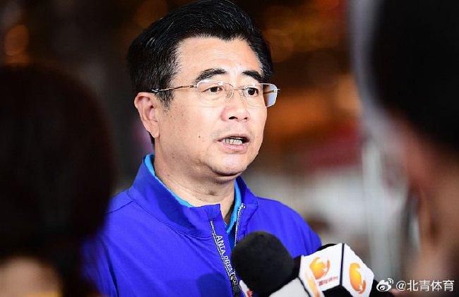 高冷不代表冷漠，极度的忠诚并不是卑微的表现；