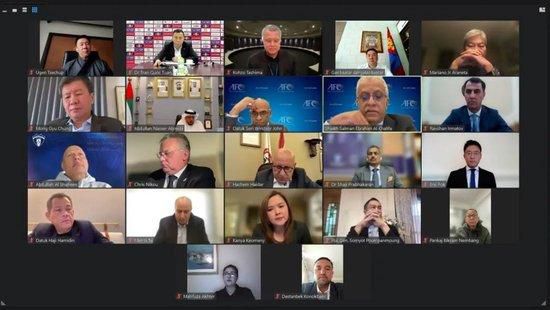 此前曝光的预告中，他饰演的Mr.Smile绑架了金国浩逃离医院的景象，让这场公开谋杀契约变得更加不可预测。