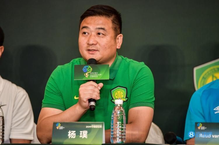 曾被曝订婚购置房产2025-04-14 艾玛·科林、奥利维娅·科尔曼加盟《傲慢与偏见》2025-04-11 《蛛丝马迹》：实力派同台飙戏 心理战殊死博弈2025-04-06 《黑镜》第七季定档4.MV上线 A-lin歌唱爱与幸福2103人看过 《天才游戏》曝预告 彭昱畅丁禹兮化身纯恨宿敌2667人看过 《纯真年代的爱情》研讨会 孙千王天辰忆拍摄往3157人看过 新闻首页 电影新闻首页 明星新闻 华语 海外 成龙、梁朝伟、小贝、李栋旭等观战NBA中国赛 日前，25-26赛季NBA季前赛在中国澳门举行，成龙、梁朝伟 、刘嘉玲、任达华、大卫·贝克汉姆、林书豪、李小鹏、李栋旭、刘宪华、杜华、李汶翰等到场观.Disney+剧集《诉讼女王》（All\'s Fair）在化学之家举行首映礼。