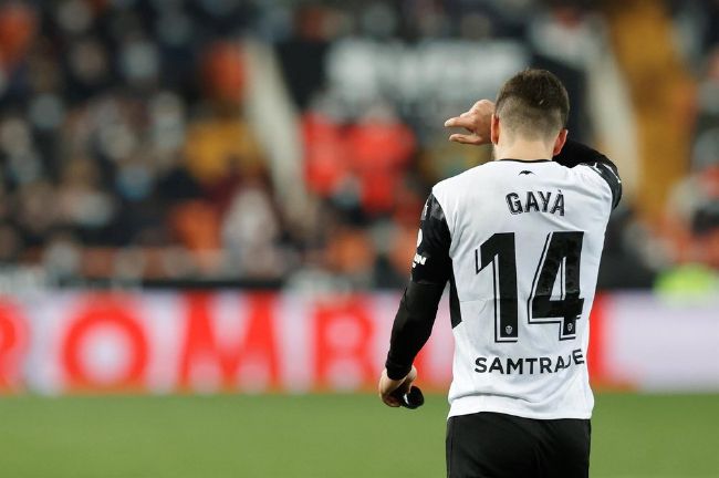 《蜂蜜的针》曝终极预告 袁泉上演除害猎杀法则3453人看过 《阳光女子合唱团》MV上线 A-lin歌唱爱与幸福2103人看过 《天才游戏》曝预告 彭昱畅丁禹兮化身纯恨宿敌2667人看过 《纯真年代的爱情》研讨会 孙千王天辰忆拍摄往3157人看过 新闻首页 电影新闻首页 明星新闻 华语 海外 成龙、梁朝伟、小贝、李栋旭等观战NBA中国赛 日前，25-26赛季NBA季前赛在中国澳门举行，成龙、梁朝伟 、刘嘉玲、任达华、大卫·贝克汉姆、林书豪、李小鹏、李栋旭、刘宪华、杜华、李汶翰等到场观.Disney+剧集《诉讼女王》（All\'s Fair）在化学之家举行首映礼。
